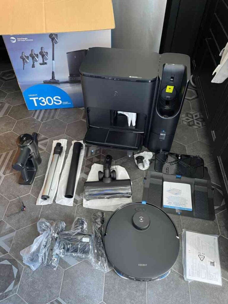 Ecovacs T30s Combo Complete
