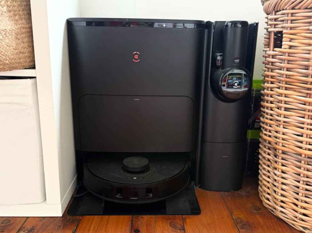 Ecovacs T30s Combo Complete