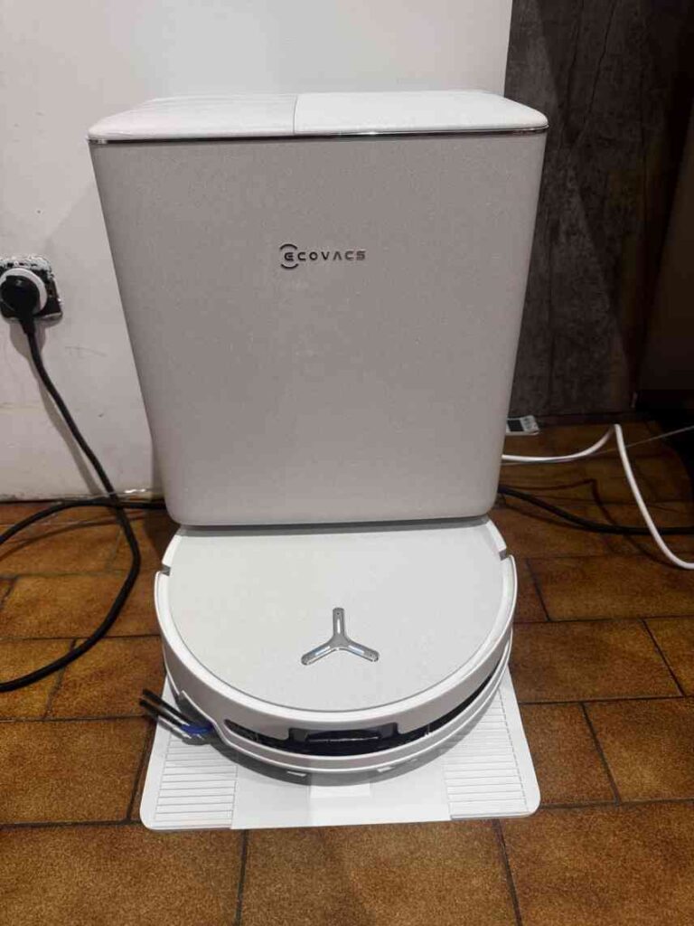 ECOVACS DEEBOT T90 OMNI